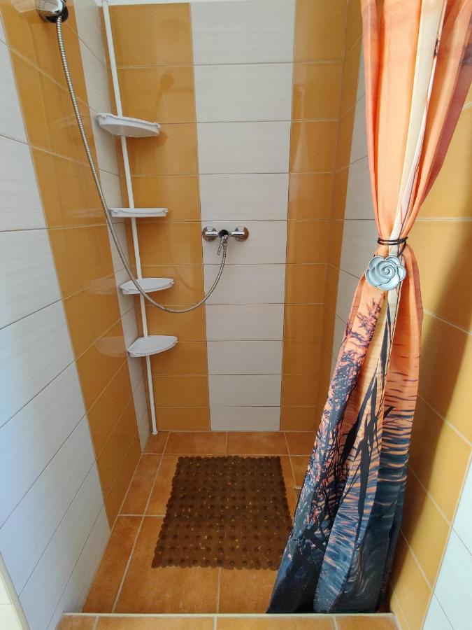Katalin Apartmanhaz ミシュコルツ エクステリア 写真