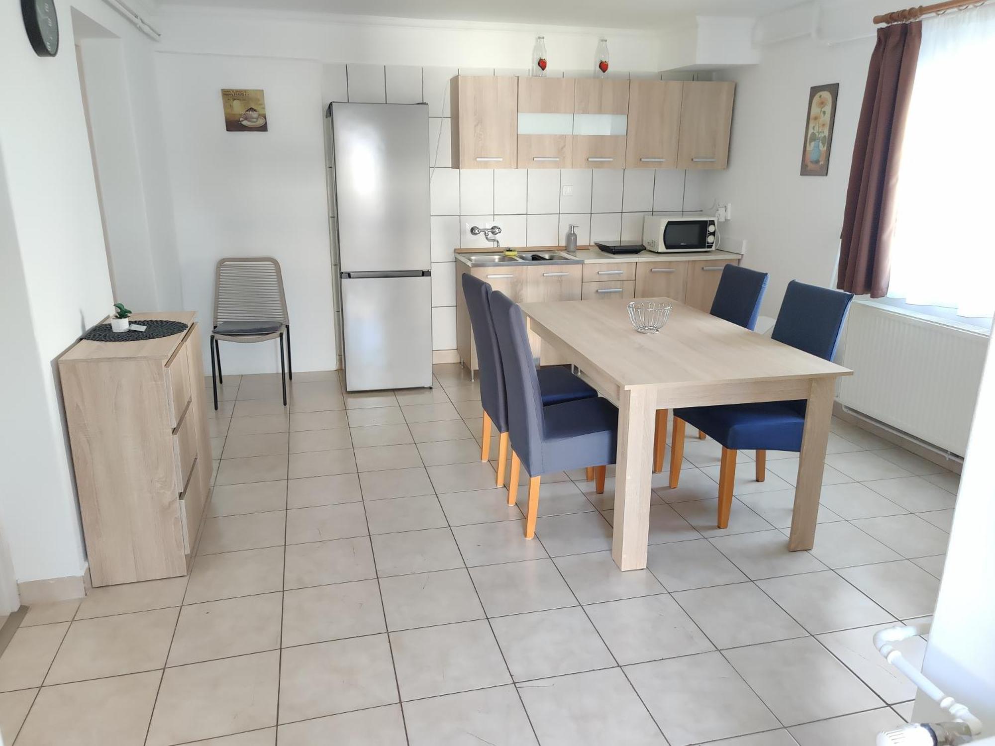 Katalin Apartmanhaz ミシュコルツ エクステリア 写真